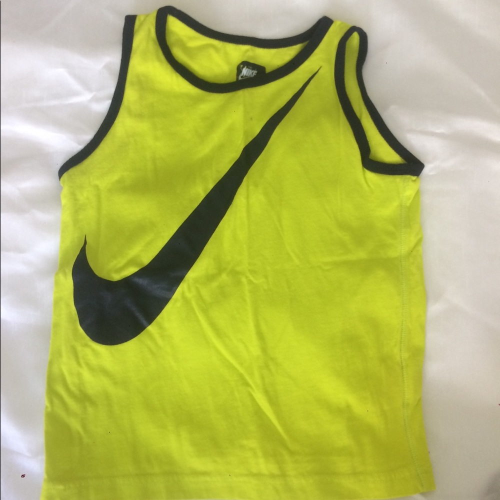 Nike boy tank